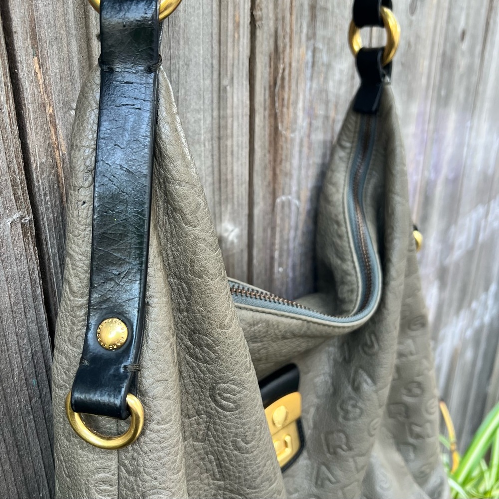 Marc Jacobs Lettering Embossed Leather  Hobo - Picture 3 of 9